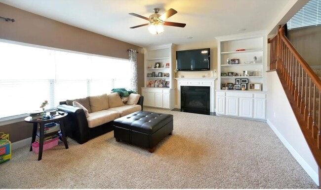 Building Photo - 1425 Red Oak Plantation Dr
