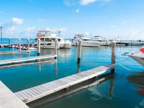 Building Photo - 1717 N Bayshore Dr