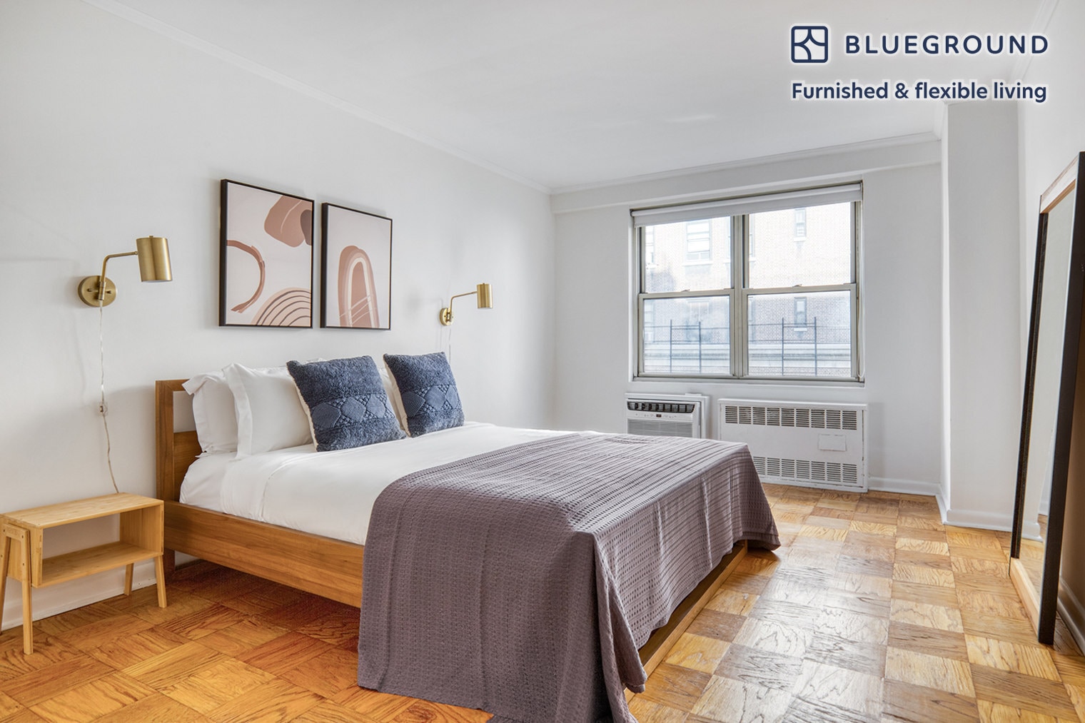 Building Photo - 210 W 89th St
