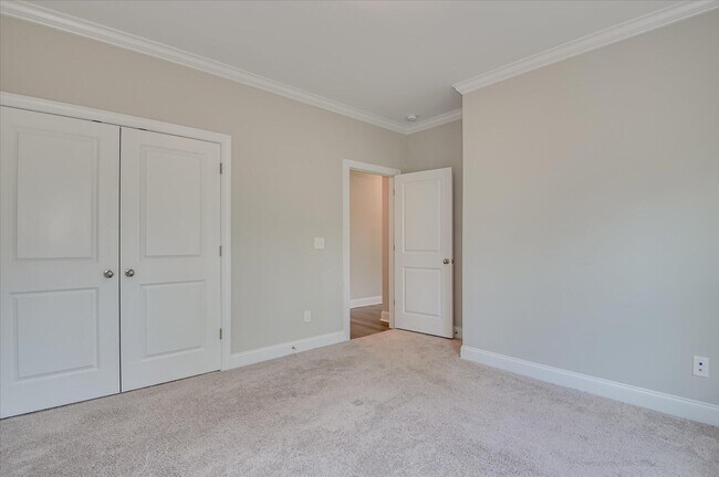 Building Photo - 1015 Sluice Gate Dr