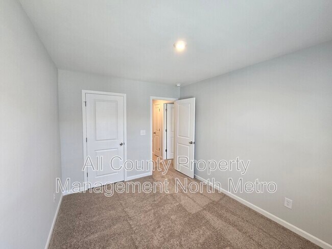 Building Photo - 107 Brandon Ridge