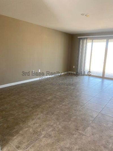 Building Photo - 3336 N 300th Dr