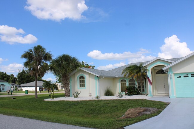 Building Photo - "Charming 3-Bedroom Home with Pool Oasis"