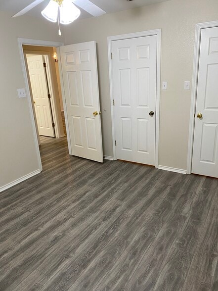 Building Photo - 2918 W Parnell St