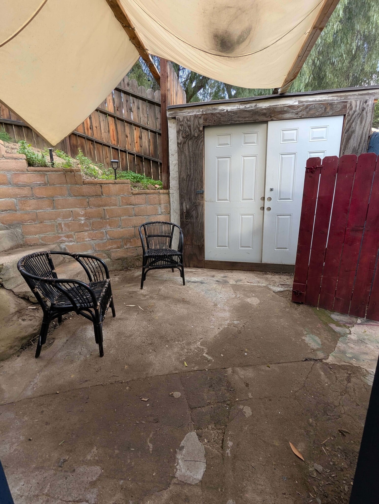 Building Photo - 9401 Notre Dame Ave