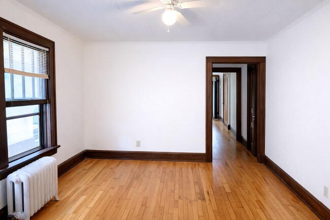 Building Photo - 1027 Jenifer St