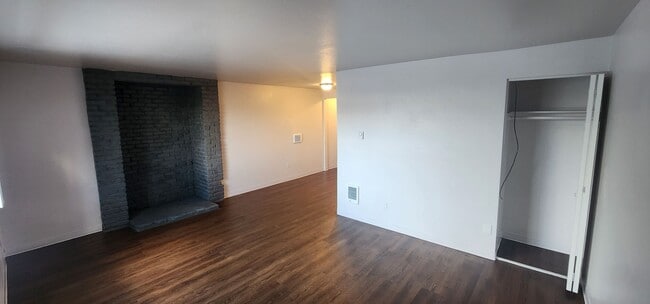 Interior Photo - 2908 East Providence Avenue