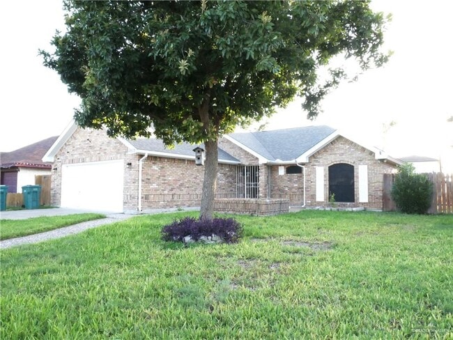 Building Photo - 3803 N Crown Ln