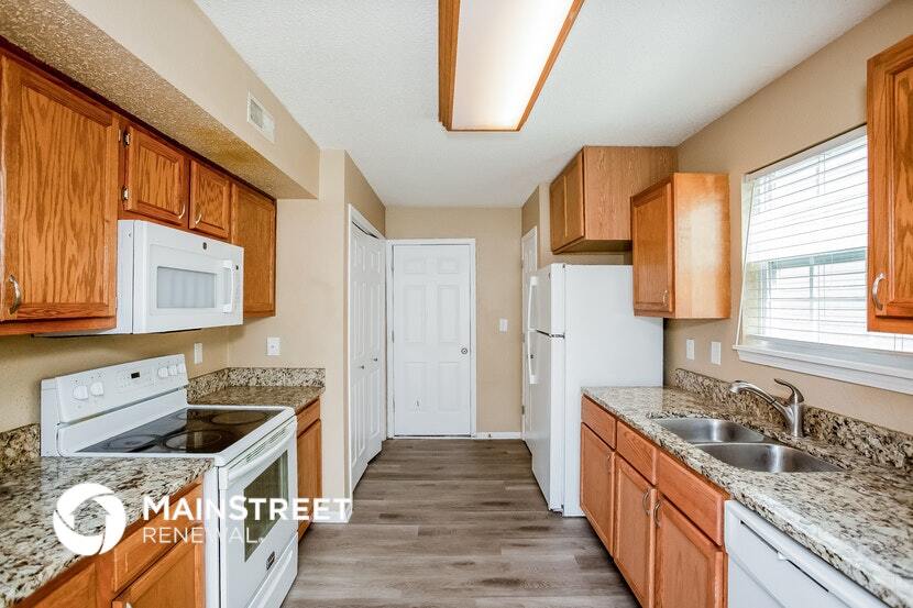 Building Photo - 10305 Cadogan Dr