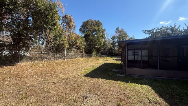 Building Photo - Charming 3-Bedroom Home in Quiet Winter Springs Neighborhood
