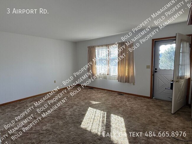 Building Photo - 3 Airport Rd