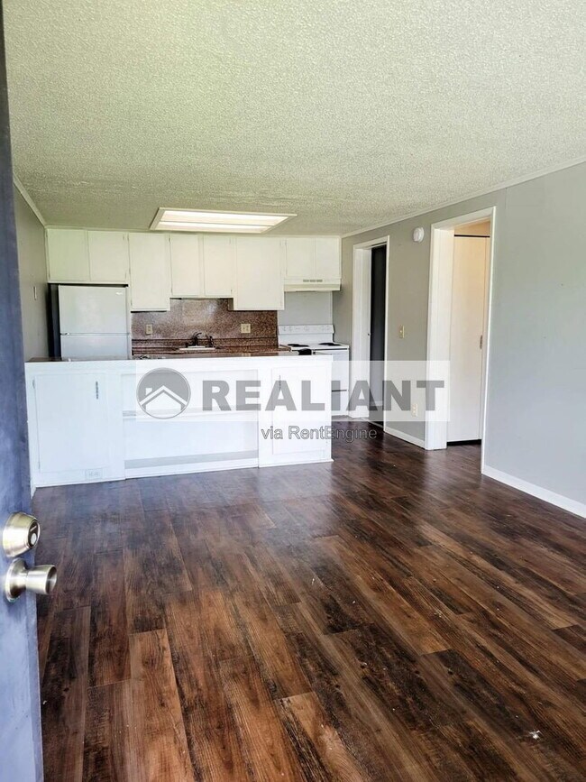 Building Photo - 505 Amhurst Dr