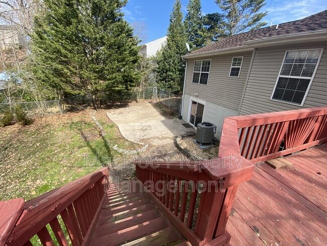 Building Photo - 13 Rocky Stone Dr