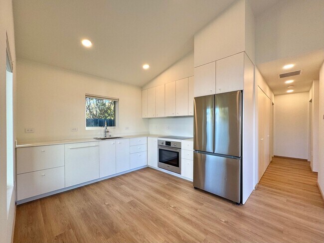 Building Photo - Newly Built 2 Bedroom 2 Bath Single Level ...