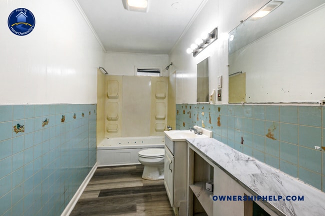 Building Photo - 72071 Rose Ave