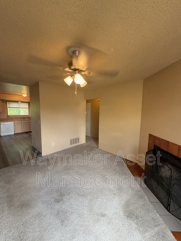 Building Photo - 1161 Mazatlan Cir