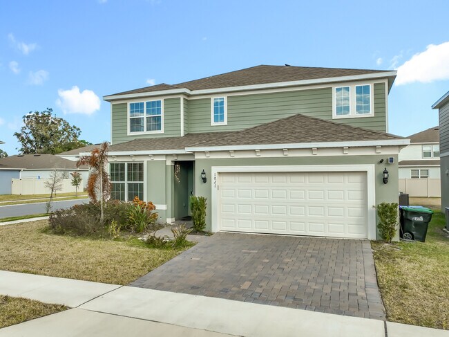 Building Photo - 1021 Savannah Palms Blvd