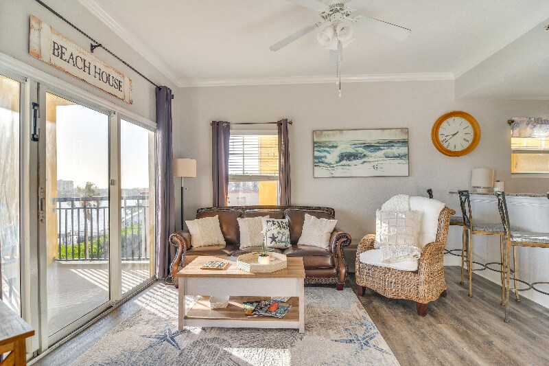 Building Photo - 10315 Gulf Blvd