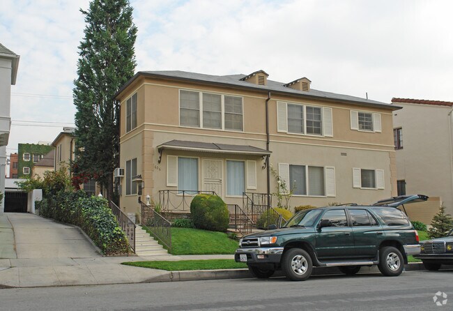 Building Photo - 636 S Ridgeley Dr
