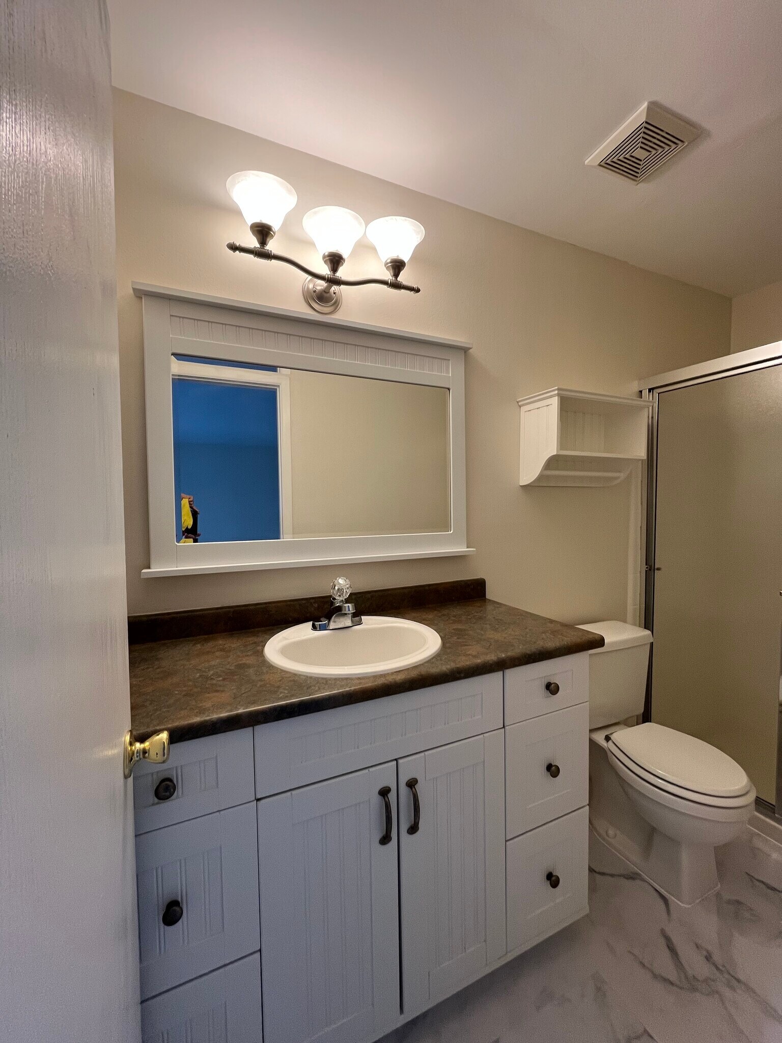 Building Photo - 3010 Bolgos Cir