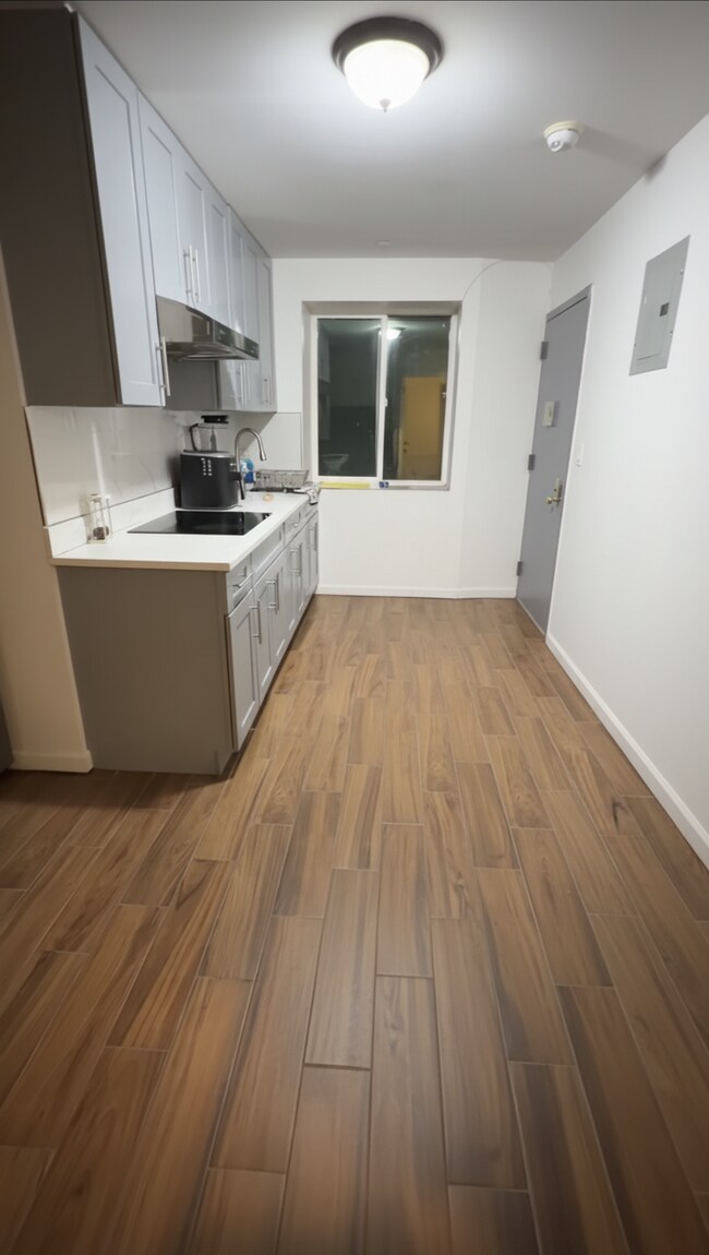 Building Photo - 34-16 58th St