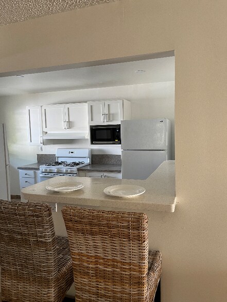 Building Photo - 6891 Pasado Rd