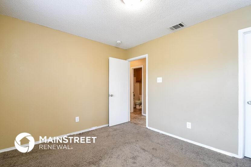 Building Photo - 237 Allenwood Dr