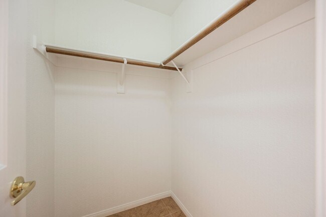 Building Photo - Summerlin - Single Story Townhome -