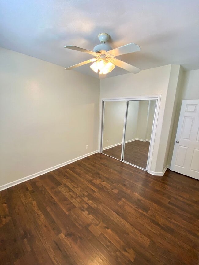 Building Photo - Available Soon! Beautiful house in the Ave's
