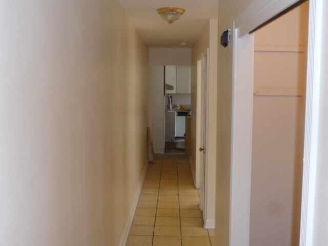 Building Photo - NORTH SIDE - Spacious 2BD/1BTH unit for rent!