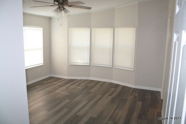 Building Photo - Beautifully updated Mobile home in Wesley ...