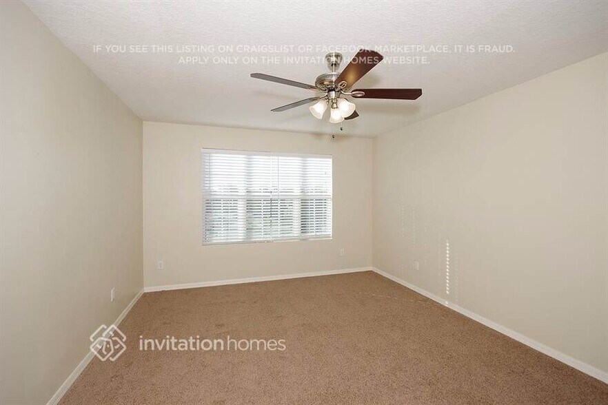 Building Photo - 8954 Vickroy Terrace