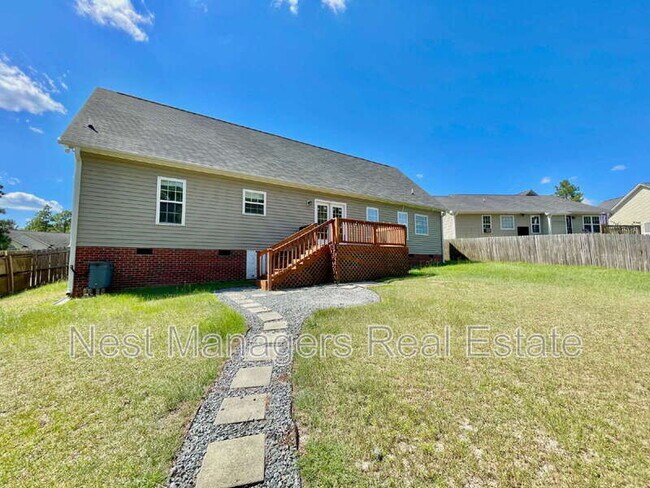 Building Photo - 5325 Wallbrook Dr