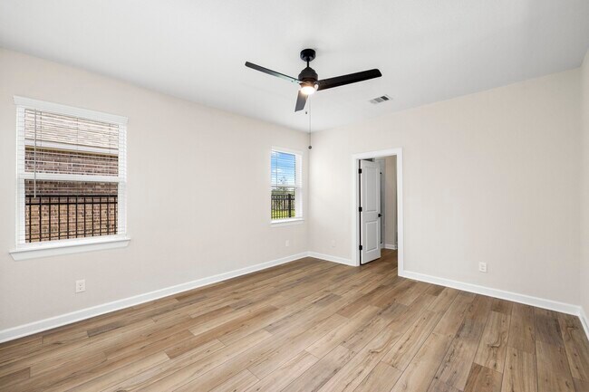 Building Photo - 6015 Diamond Leaf Ct