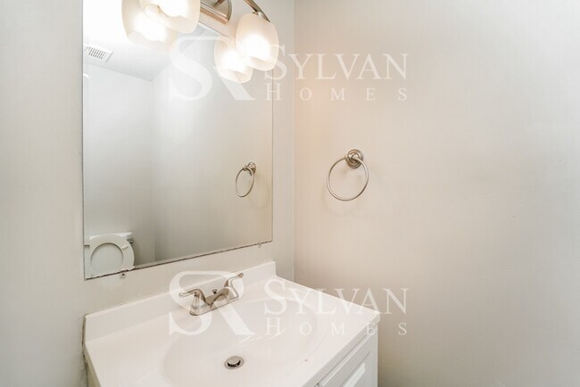 Building Photo - The Lifestyle You Deserve.