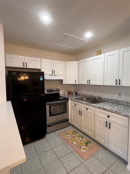 Building Photo - 203 Tilford J