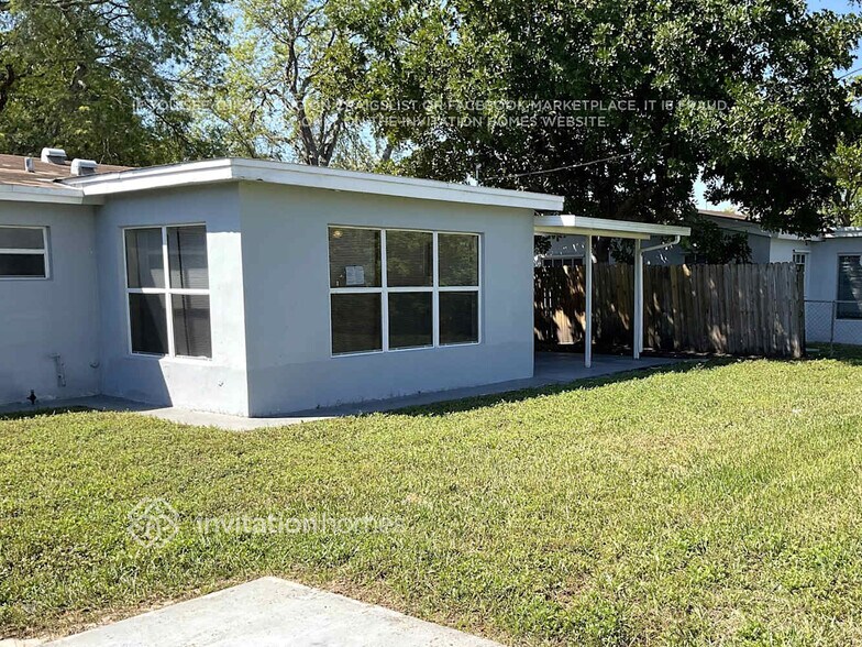 Building Photo - 6561 Thomas St