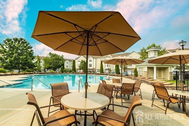 Building Photo - 356 Samuel Cir