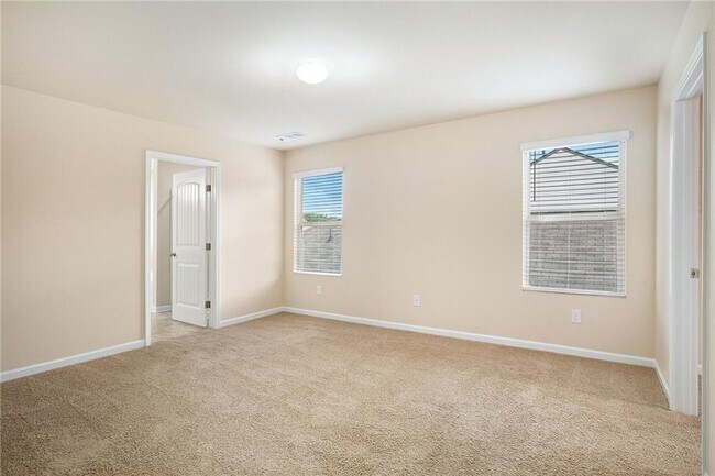 Building Photo - 41 Ivey Hollow Cir