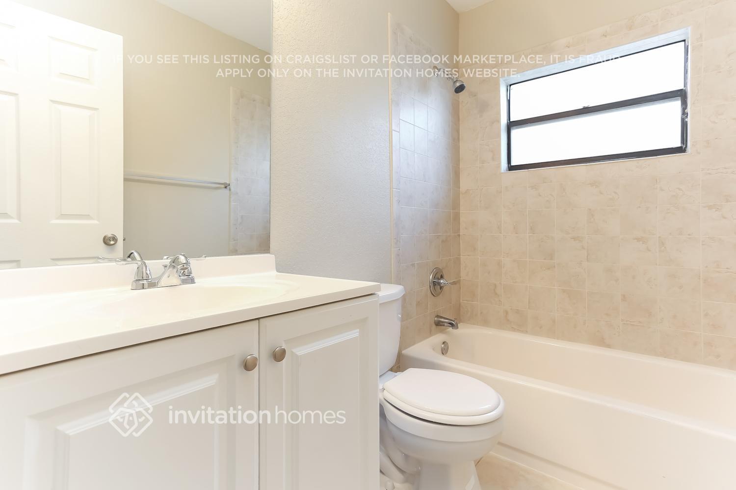 Building Photo - 6340 SW 7th St