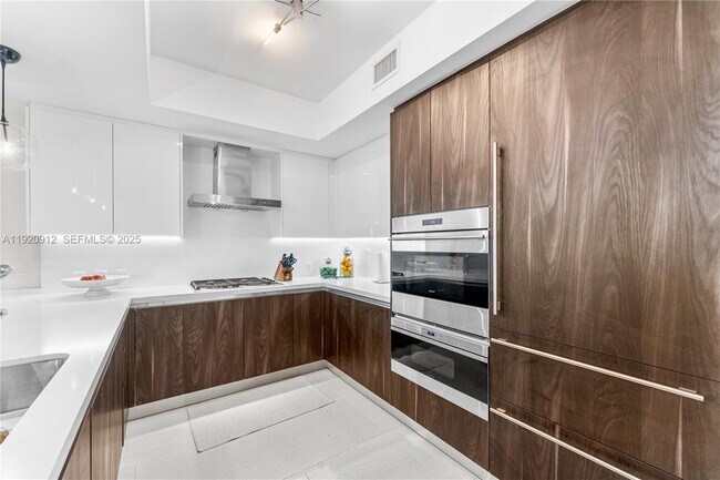 Building Photo - 1180 N Federal Hwy