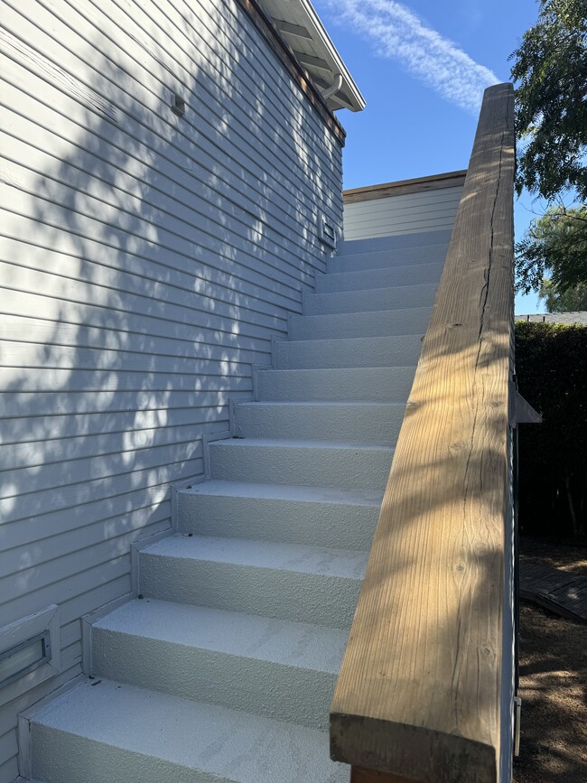 Back of home Staircase - 5007 Raymond Pl