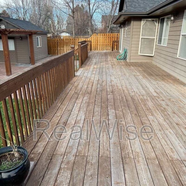 Building Photo - 2235 NW 15th St