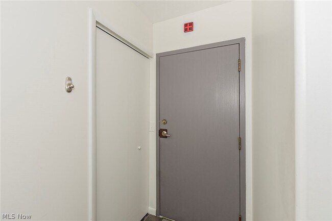 Building Photo - 26101 Village Ln