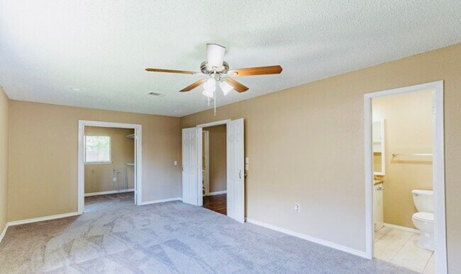 Building Photo - 5822 Moores Creek