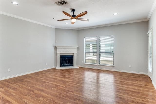 Building Photo - 2415 Stutz Dr