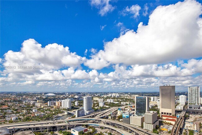 Building Photo - 90 SW 3rd St