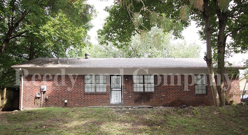 Building Photo - 5356 Lakeview Cove