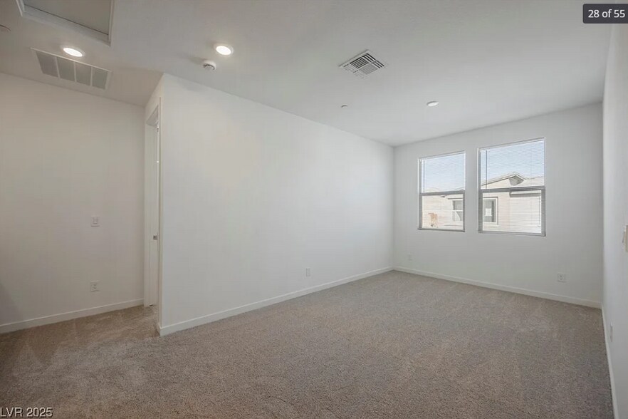 Building Photo - 2487 Altitude St