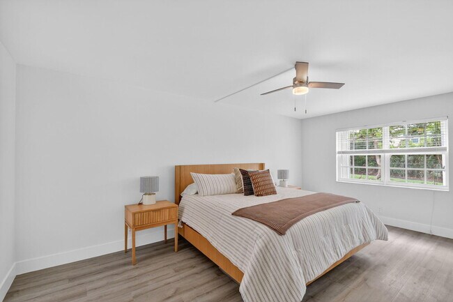 Building Photo - 1250 Sugar Sands Blvd